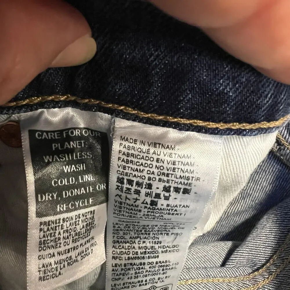 Levis Jeans Mens 38 Blue 502 Taper Selvedge Premium Denim Big E Medium Wash 2025